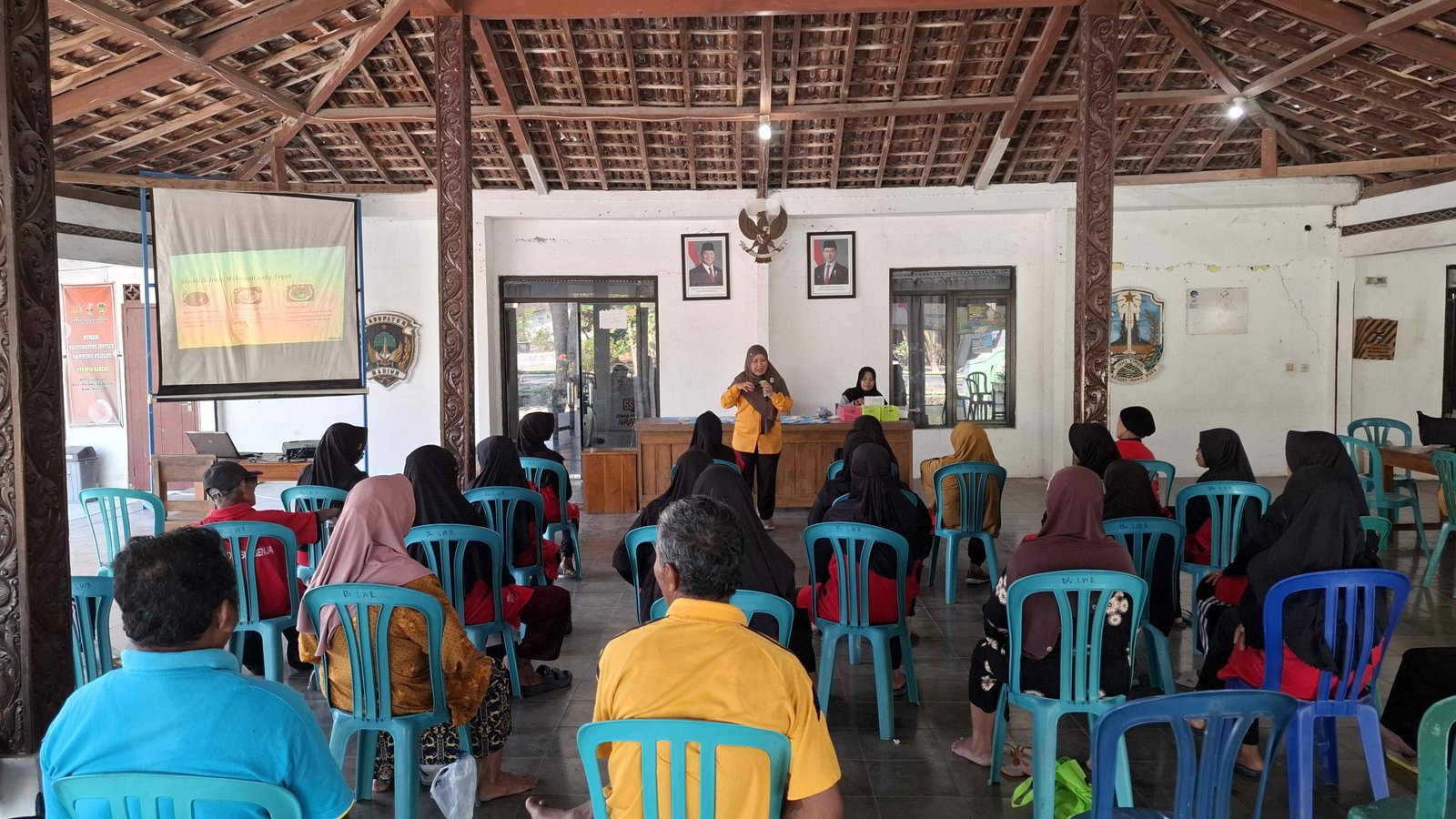Tingkatkan Kualitas Hidup Warga, Puskesmas Krebet Gelar Kegiatan Prolanis di Desa Luworo